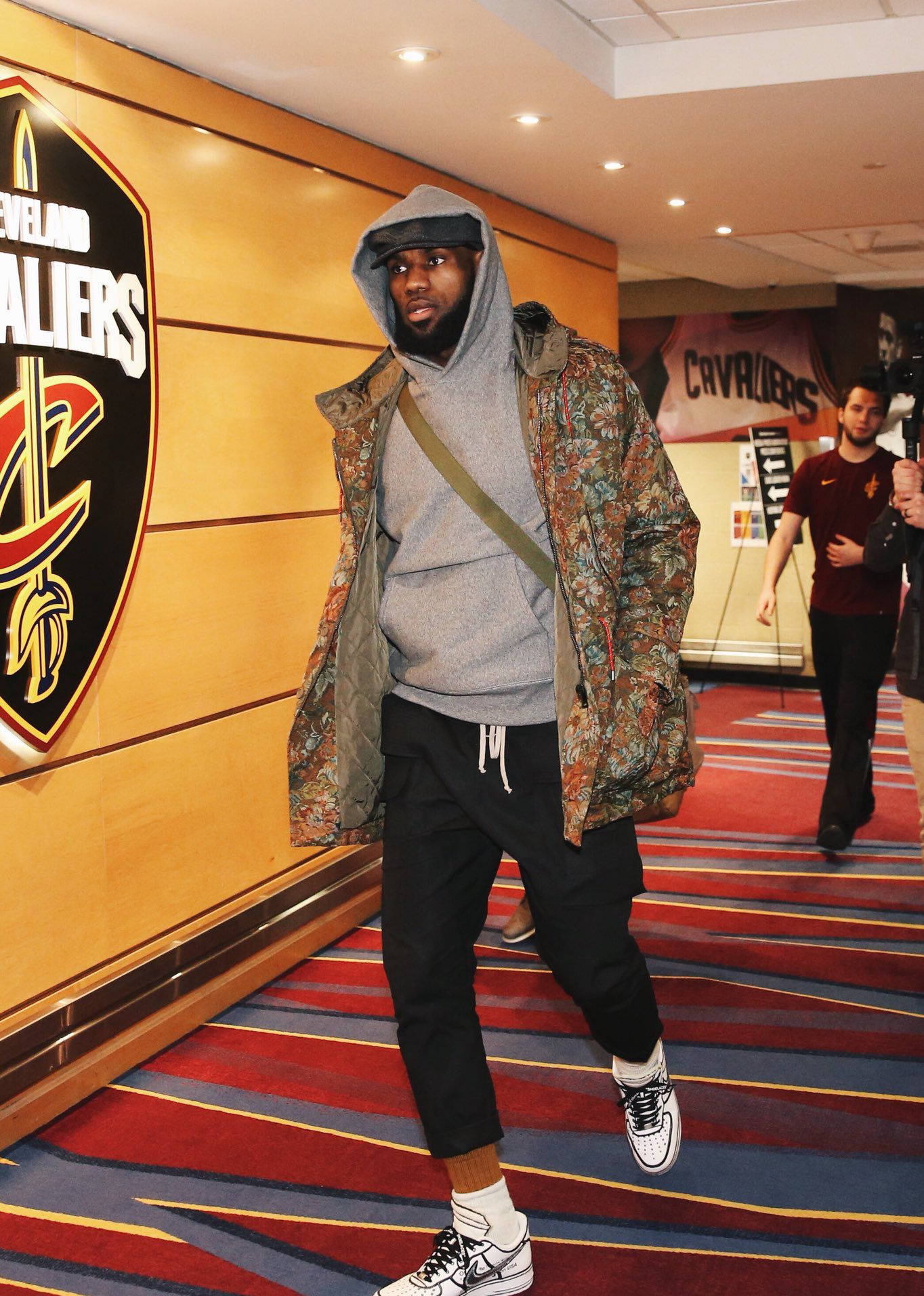 官方和三个媒体平台评选的2025中超最佳球员、教练、阵容对比（2025中超最佳球员、教练与阵容：官方与三大平台评选对比）