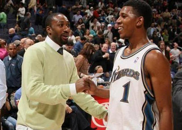 进球制胜！官方：南野拓实当选摩纳哥1-0巴黎最佳球员（官方：南野拓实当选摩纳哥1-0巴黎全场最佳，关键一击定胜局）