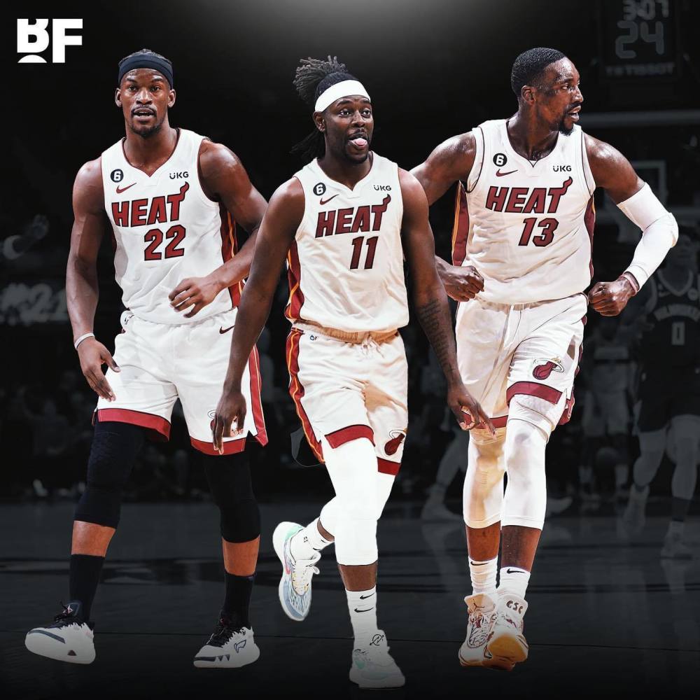 两分钟两黄变一红，皇马后卫弗兰-加西亚职业生涯首次被罚下（两分钟连吃两黄染红！皇马后卫弗兰-加西亚生涯首度被逐）