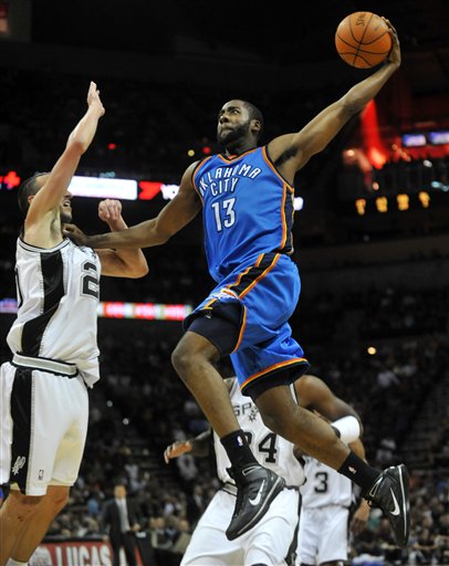 要打出来了？徐昕vs辽宁男篮砍14分6板2助 赛后采访逗乐记者（徐昕对阵辽宁砍14分6板2助，赛后妙语逗笑记者：要迎来爆发了吗？）