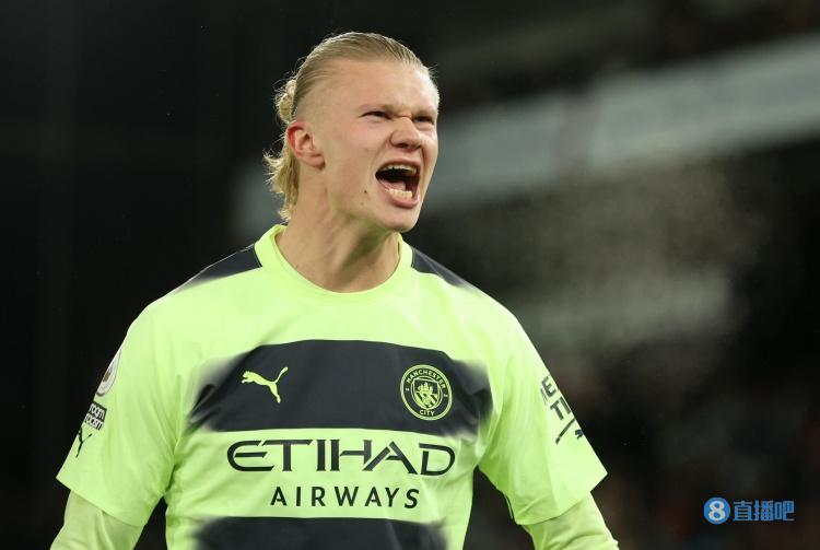 跟队：赫伊森将会在本周末皇马客战阿拉维斯的比赛中回归（队记：赫伊森将于本周末随皇马做客阿拉维斯时复出）