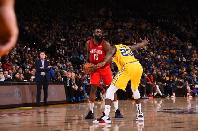 官方：伊斯科与皇家贝蒂斯续约至2028年（皇家贝蒂斯官宣：伊斯科续约至2028年）