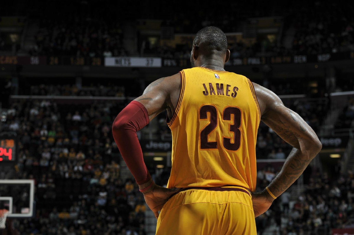 2025青城铁人三项室内挑战赛启幕（2025青城室内铁人三项挑战赛开赛）