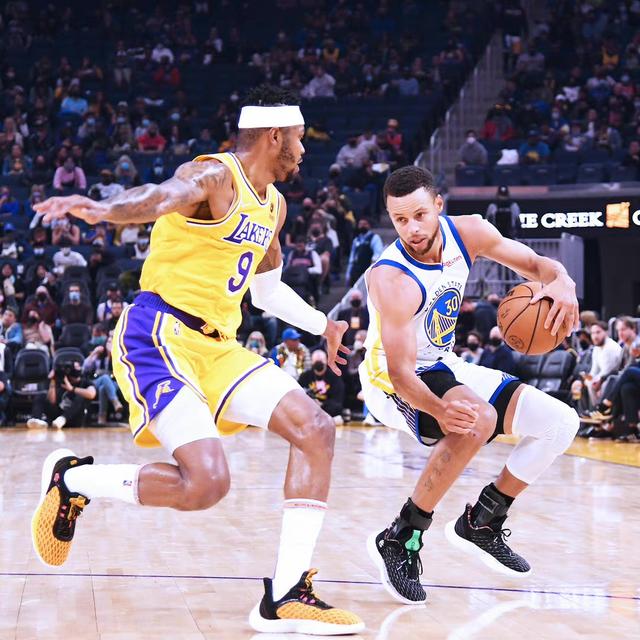 科尔：库里的缺席，在某种程度上是可以锻炼球队风格的好机会（科尔：库里缺阵也是球队打磨风格的良机）