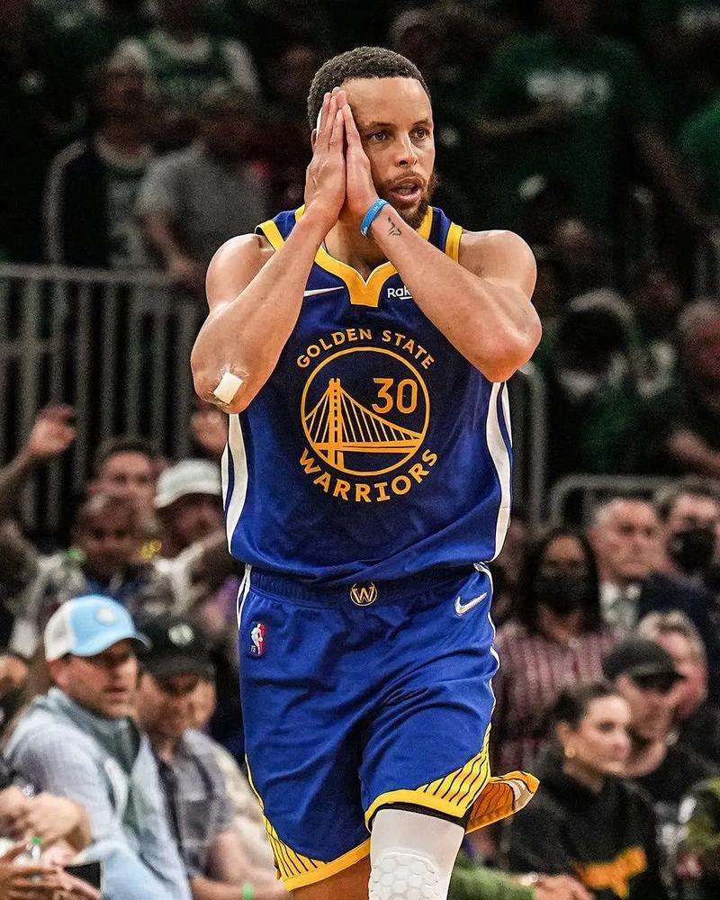 篮球勇士主帅称赞替补群：能量十足（勇士主帅盛赞替补阵容：活力十足）