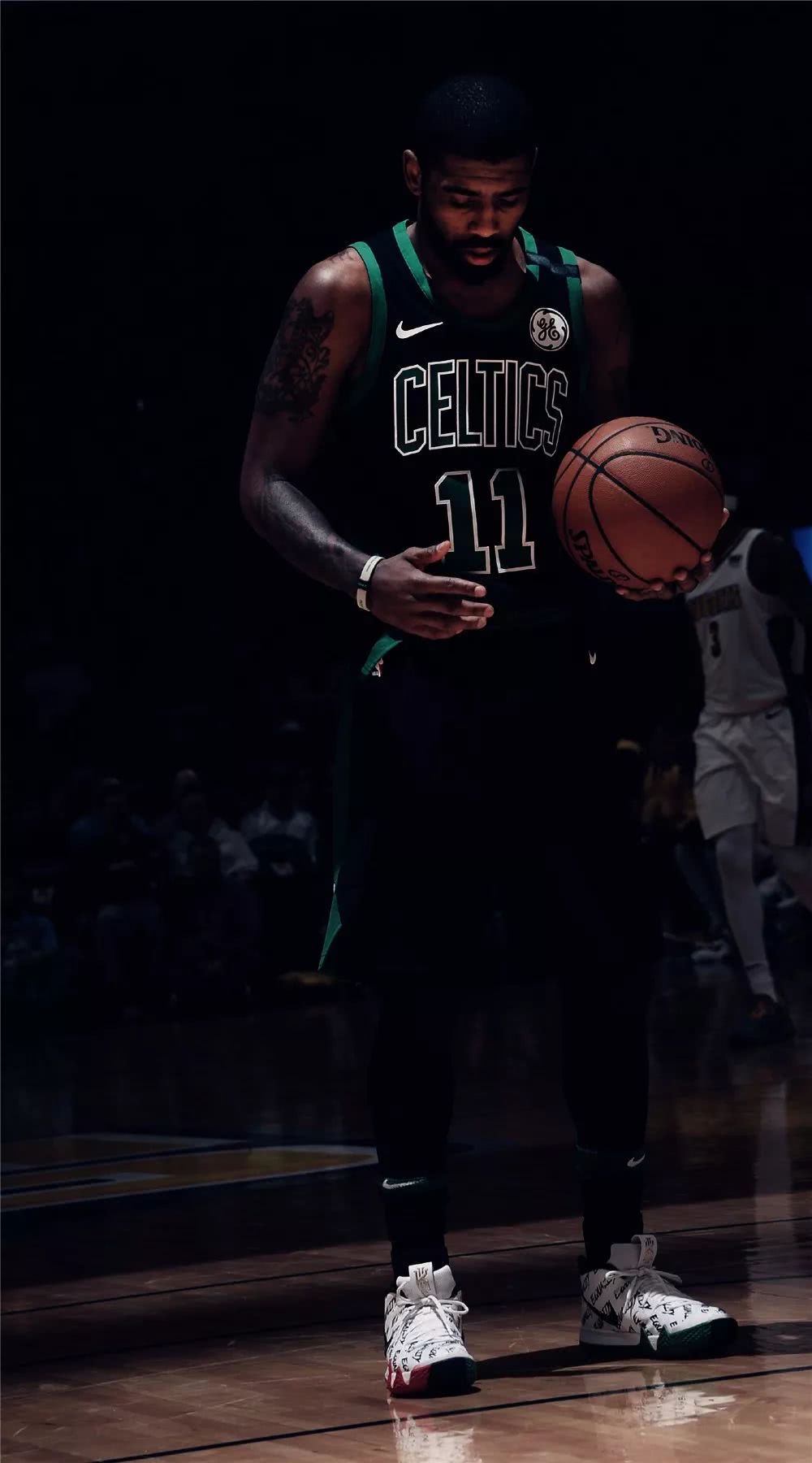 总价超百万!国羽世界冠军夫妇一周连办三场婚礼,将合体登跨年晚会（一周三场婚礼耗资逾百万元，国羽世界冠军伉俪将携手亮相跨年晚会）